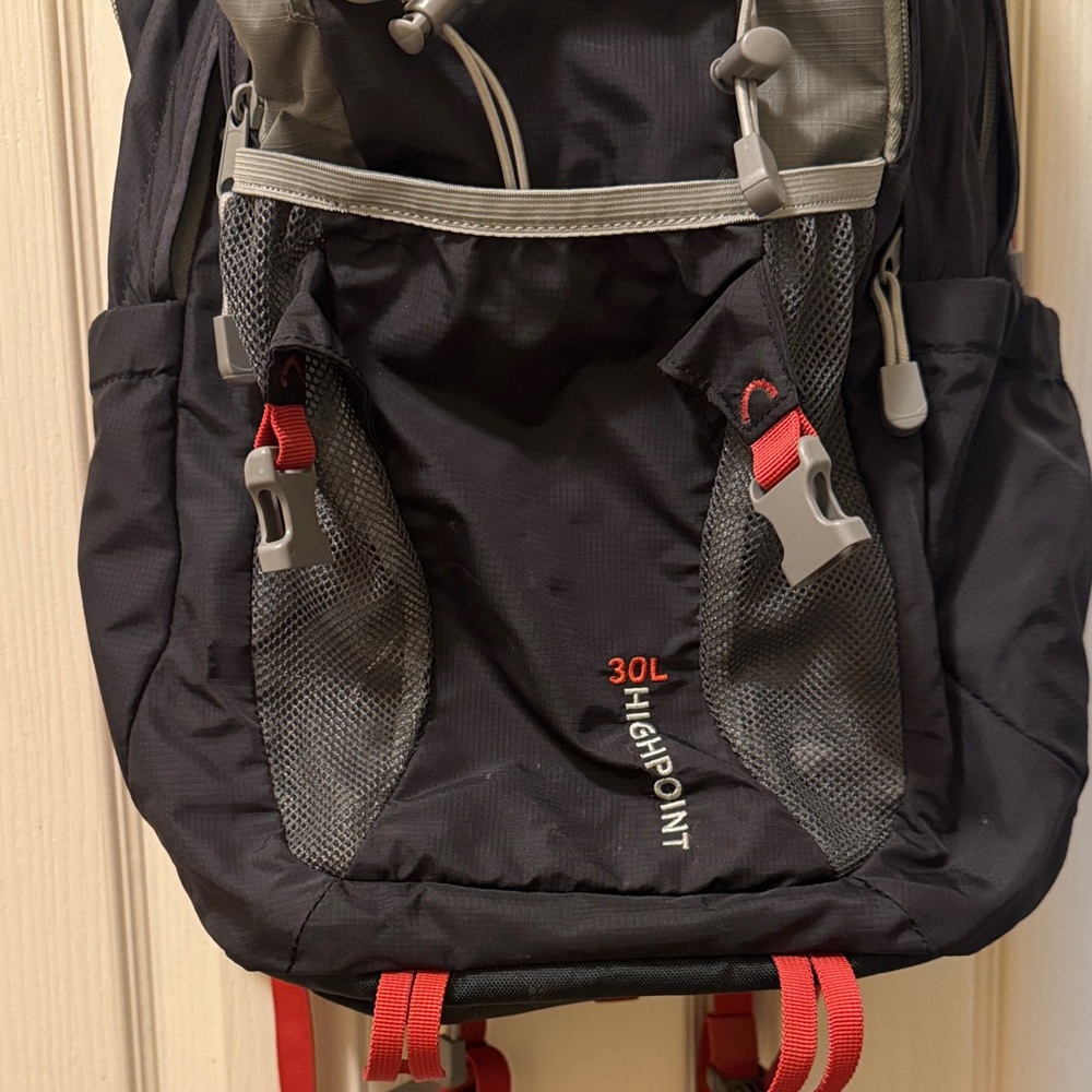 Eddie Bauer 30L Highpoint Black and Red Backpack - Picture 2 of 7